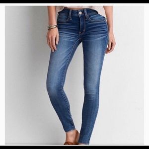 NWOT American Eagle Skinny Jeans